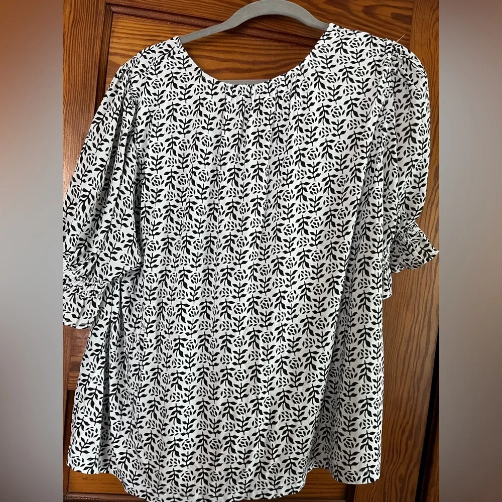LOFT White Top with Black Leaf Print